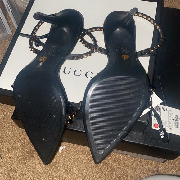 Sandals - Picture 4 of 5